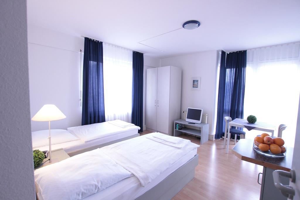 Ib-Gastehaus Hotel สตุตการ์ต ห้อง รูปภาพ